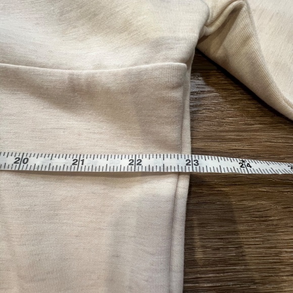 Travis Mathew Women's Skyloft Soft Half-Zip Sweatshirt, Sz Large, Cream, Golf - Picture 8 of 14